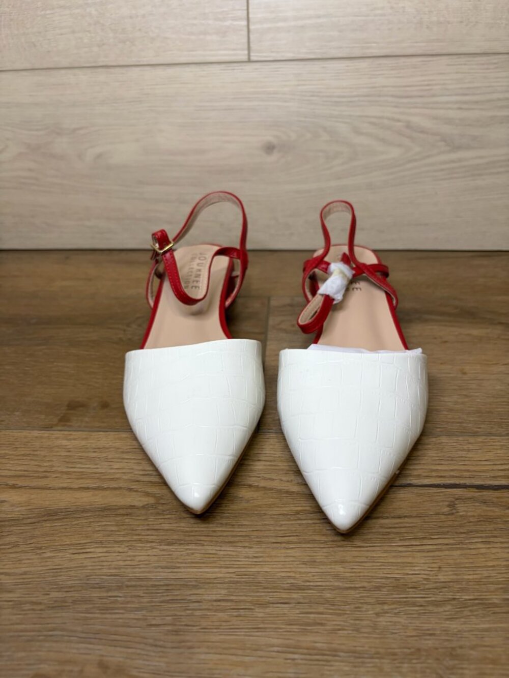 Journee Collection Brynn Block Heel Pointed Toe Flats White 9 - Picture 2 of 7